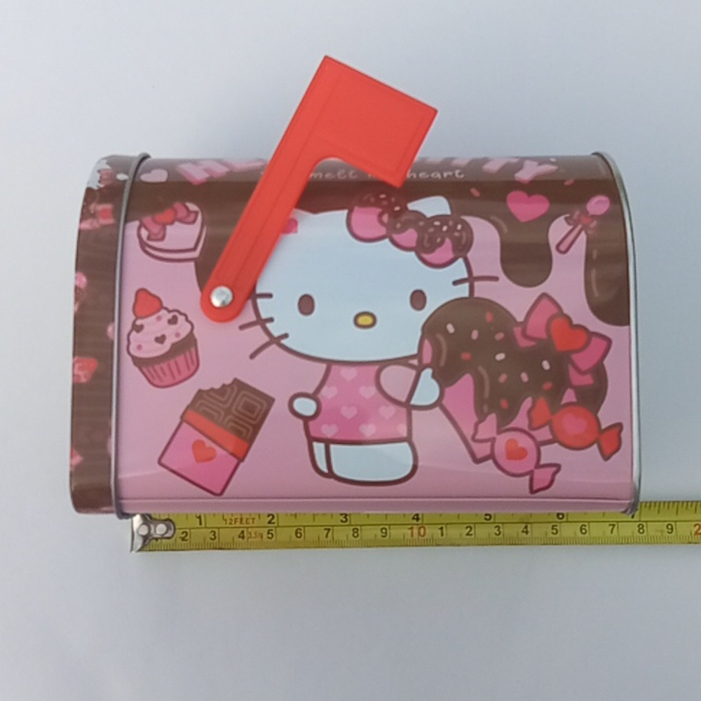 Hello Kitty Mail Box - Picture 12 of 16
